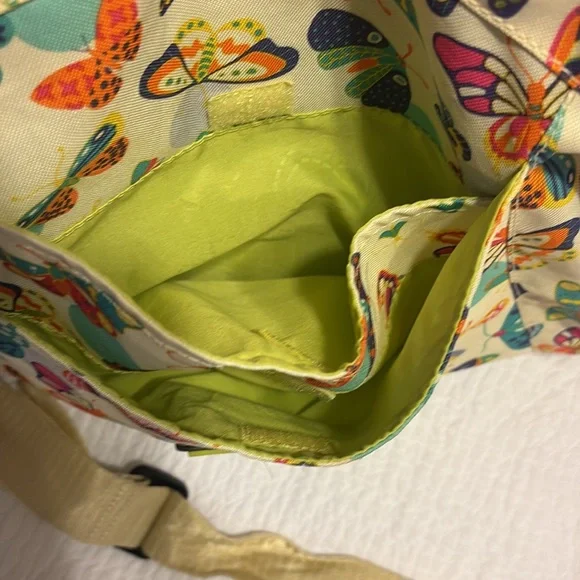 Lily Zen by Lily Bloom Butterfly Twister Morgan Weekender Bag. - Picture 4 of 13